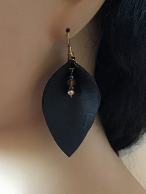 Black Faux Leather Pinch Earrings, Leather Feathers, Black Leather Earrings, Earrings Black and Brown Bead